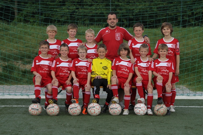die kpl. F1 Mannschaft in Kohnen Trikots
