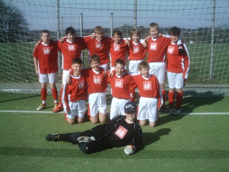 Mannschaftsfoto Meisterschaftsspiel gegen JSG Erpel
